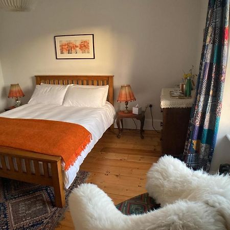 Frizenham Farmhouse Little Torrington Экстерьер фото