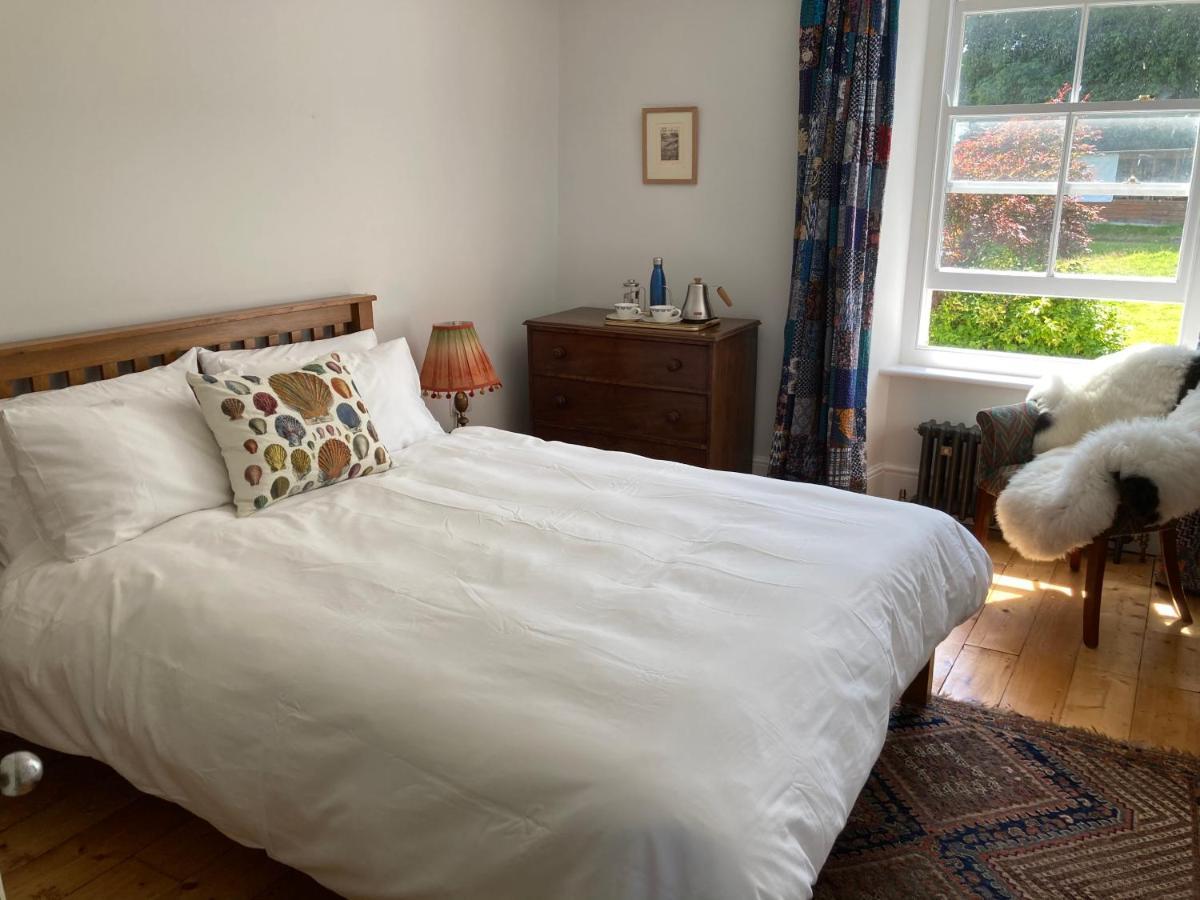 Frizenham Farmhouse Little Torrington Экстерьер фото