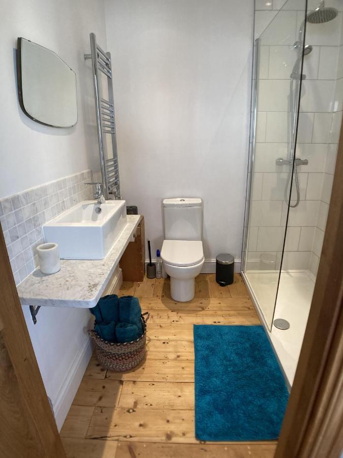 Frizenham Farmhouse Little Torrington Экстерьер фото